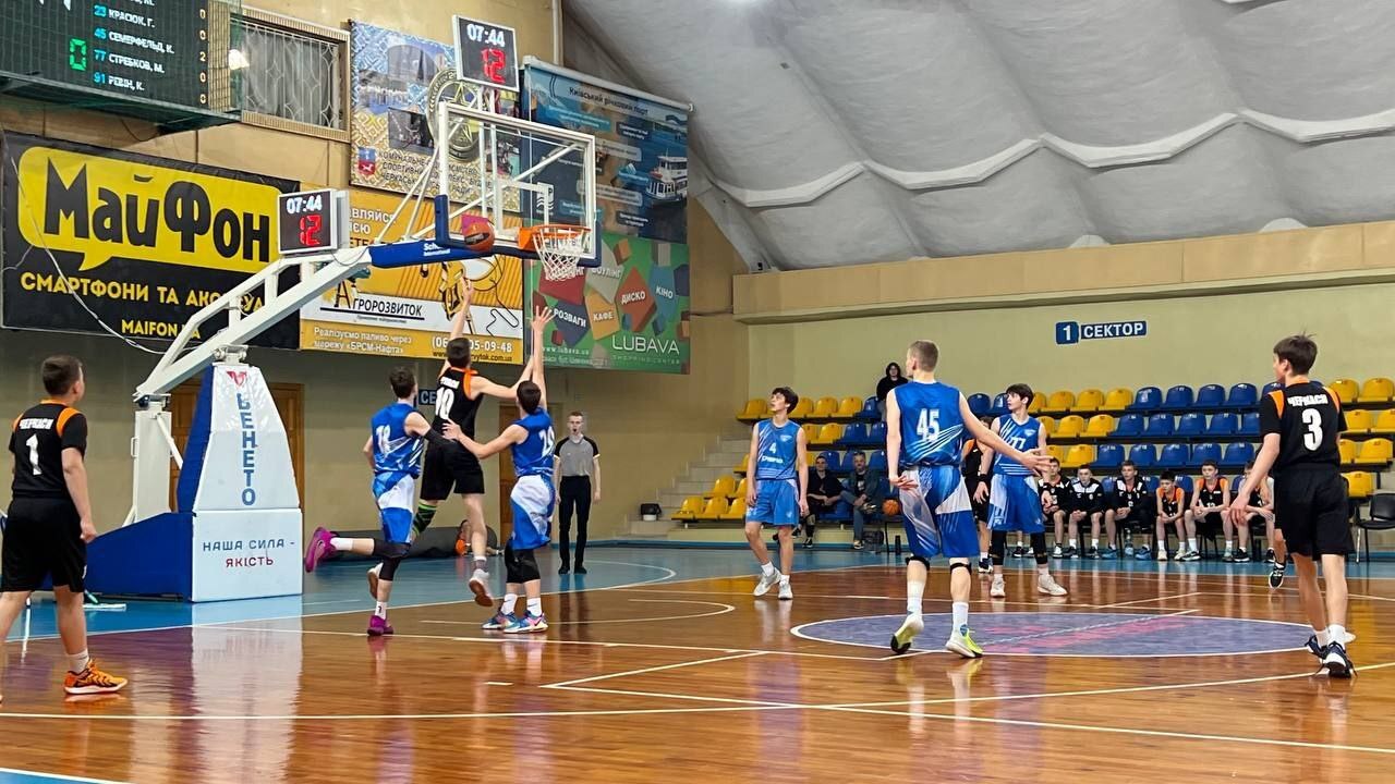 Команди Одеси та Дніпра зіграють в фіналі ВЮБЛ серед юнаків 2011 року